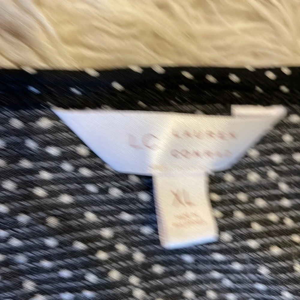 Lauren Conrad split sleeve polka dot blouse - Picture 6 of 7